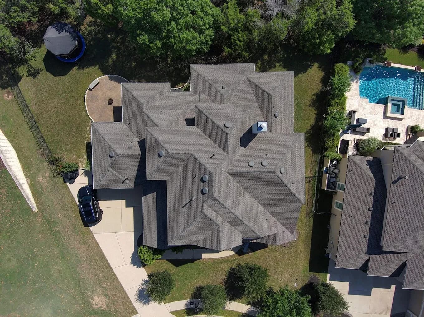 2025-11-10_18_ds4pz0