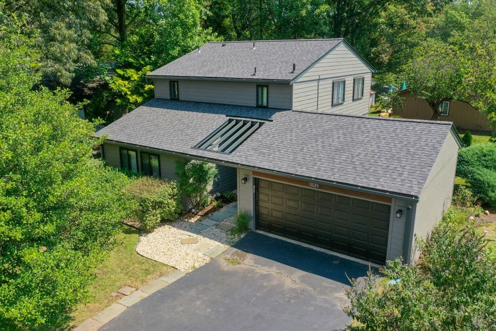 1529_Youngs_Point_Place_-_Aerial-1_st9cw9