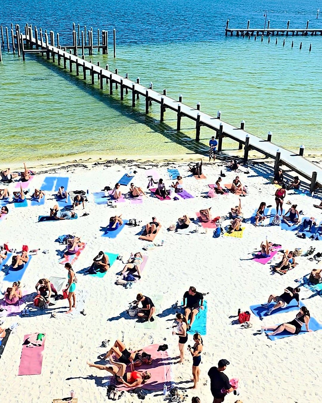 12_pensacola_beach_event_xnpjim
